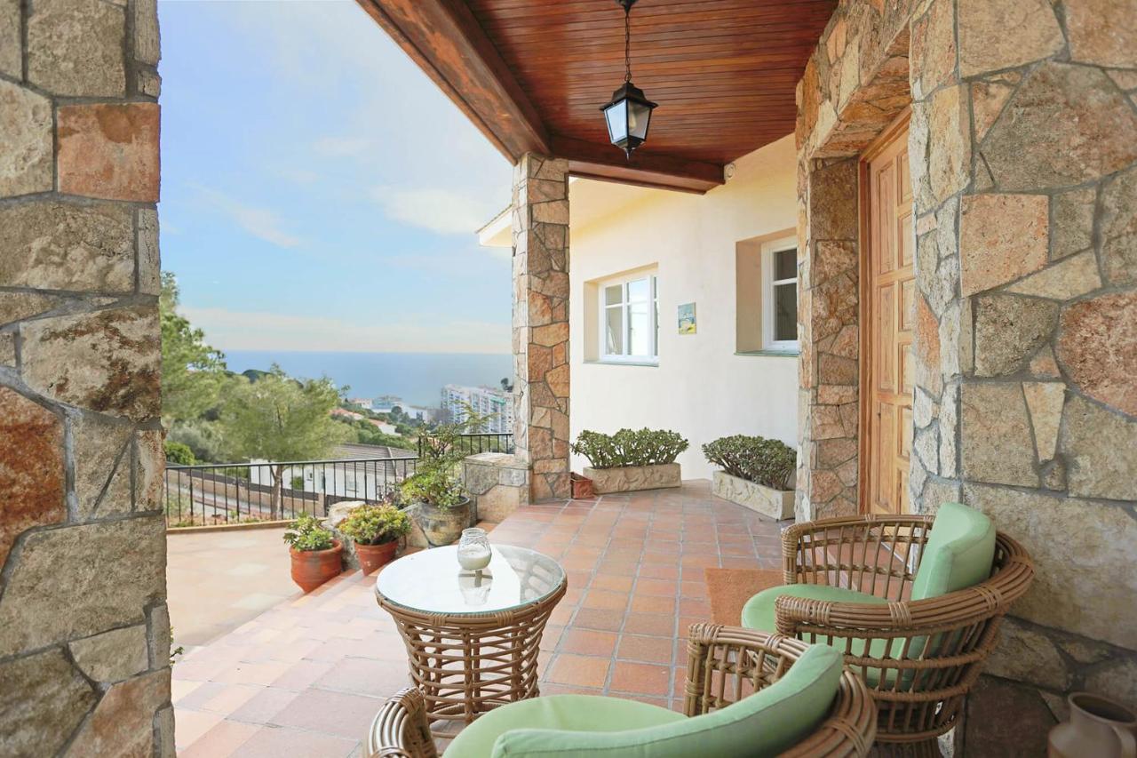 Homestay Villa Estrella - Costa Brava カレーリャ エクステリア 写真