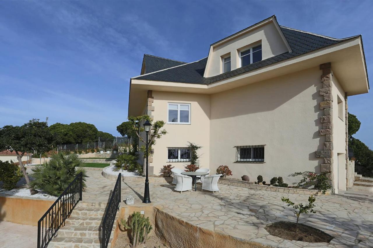 Homestay Villa Estrella - Costa Brava カレーリャ エクステリア 写真